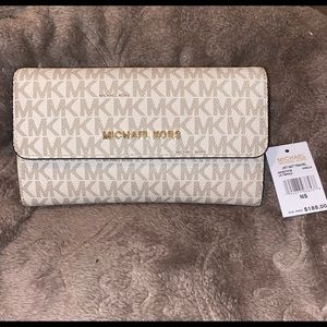 Set Travel Large Trifold Wallet Signature MK Vanilla